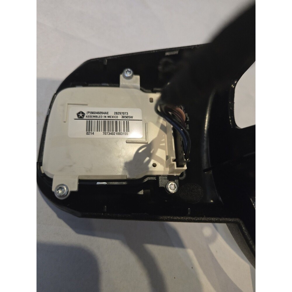 2011 - 2017 JEEP COMPASS Steering Wheel Audio Radio Control Switch OEM - Picture 5 of 5